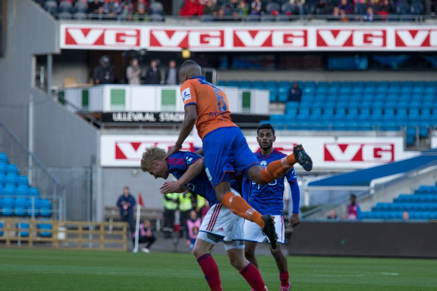 Aalesund vant nesten alle duellene på Ullevaal i går. Foto: grydis.no