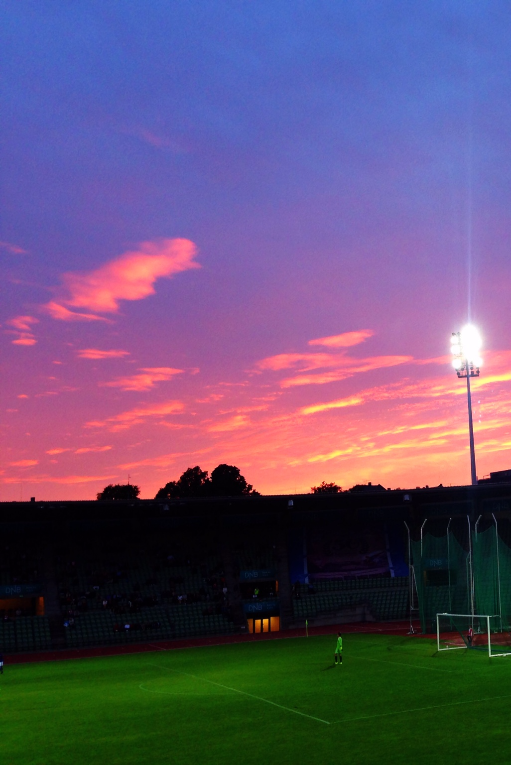 Det ble en fin kveld på Bislett på mandag. Foto: Aperopet