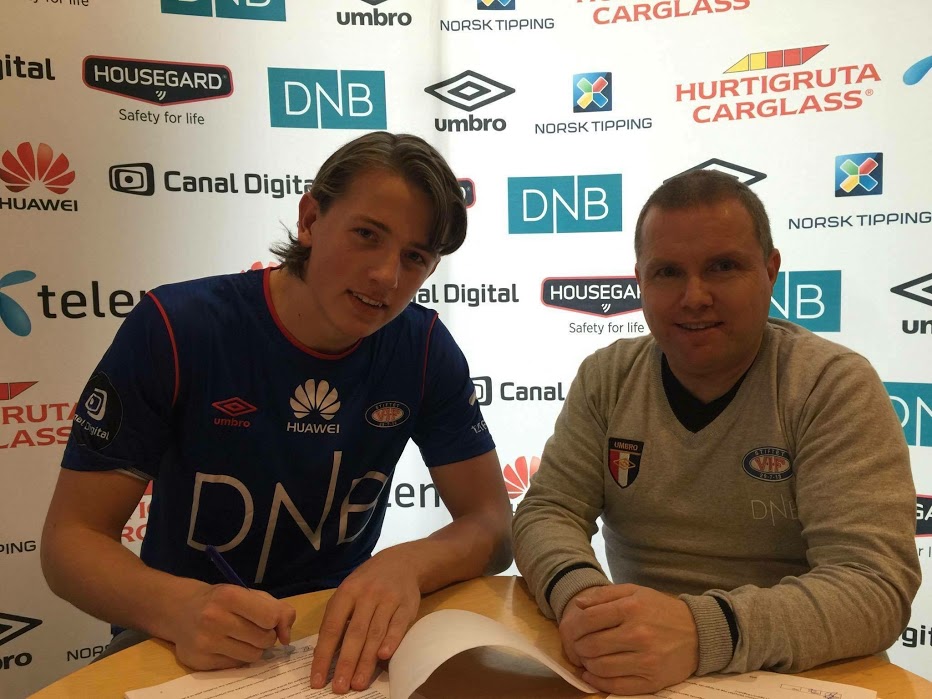 Sander Berge skriver ny kontrakt med Vålerenga! Foto: vif-fotball.no