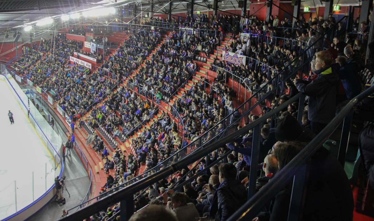 Fullt Jordal til semifinale 2. Foto: Kevin Skjøthaug